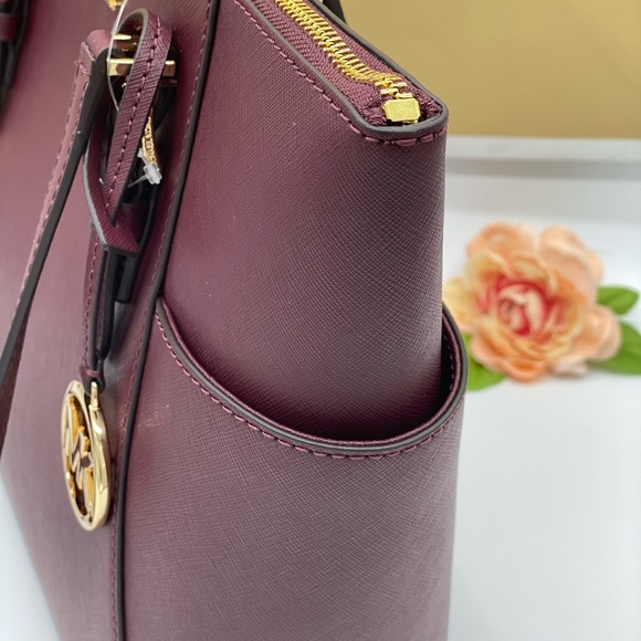 MICHAEL KORS CHARLOTTE LARGE TOP ZIP TOTE DARK CHERRY - Picture 6 of 15